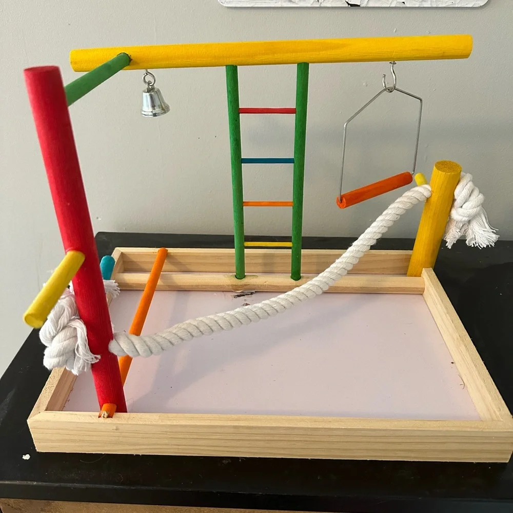 Medium play stand for birds